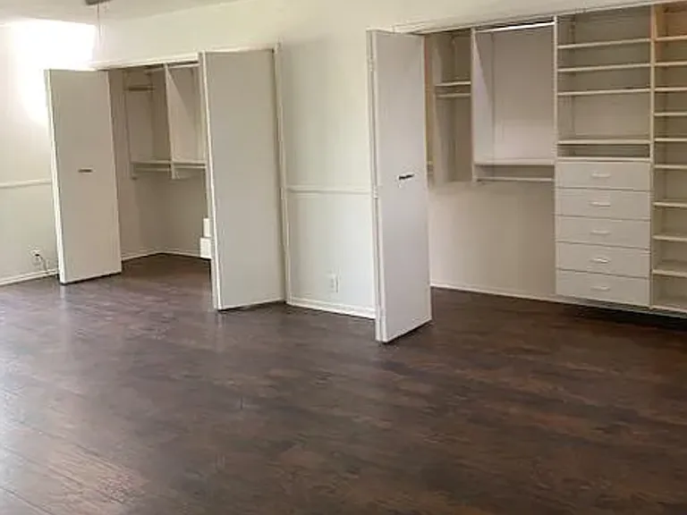1815 N Westwood Ave — Photo 31