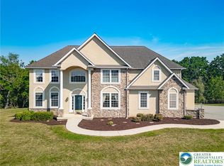 3940 Whitetail Ct, Schnecksville, PA 18078