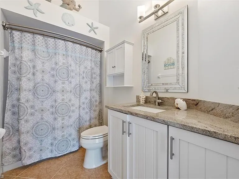 8432 Indian Wells Way — Photo 9