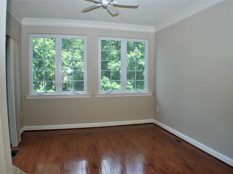 209 Moore Ct — Photo 11