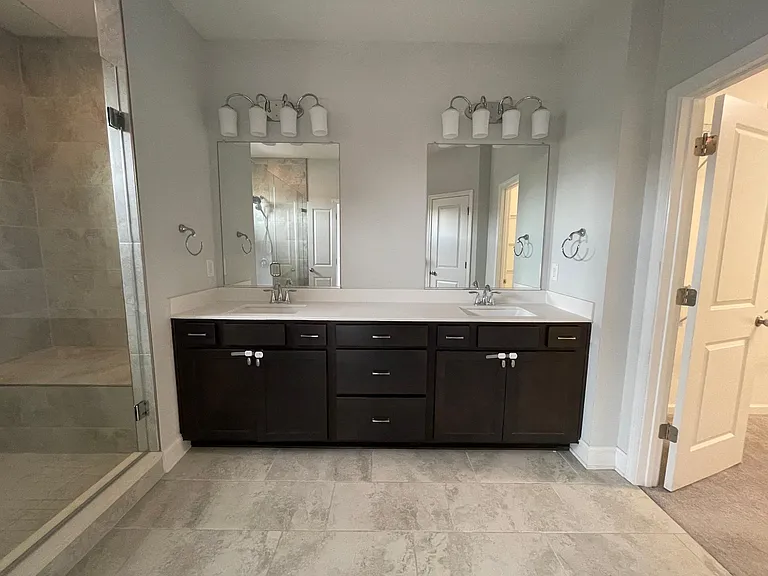Main bathroom
