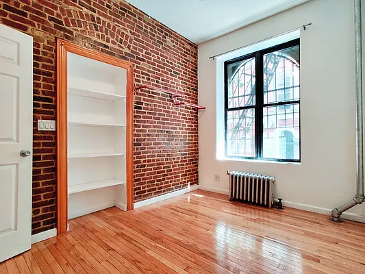 Rented by Union Square Property Management | media 1