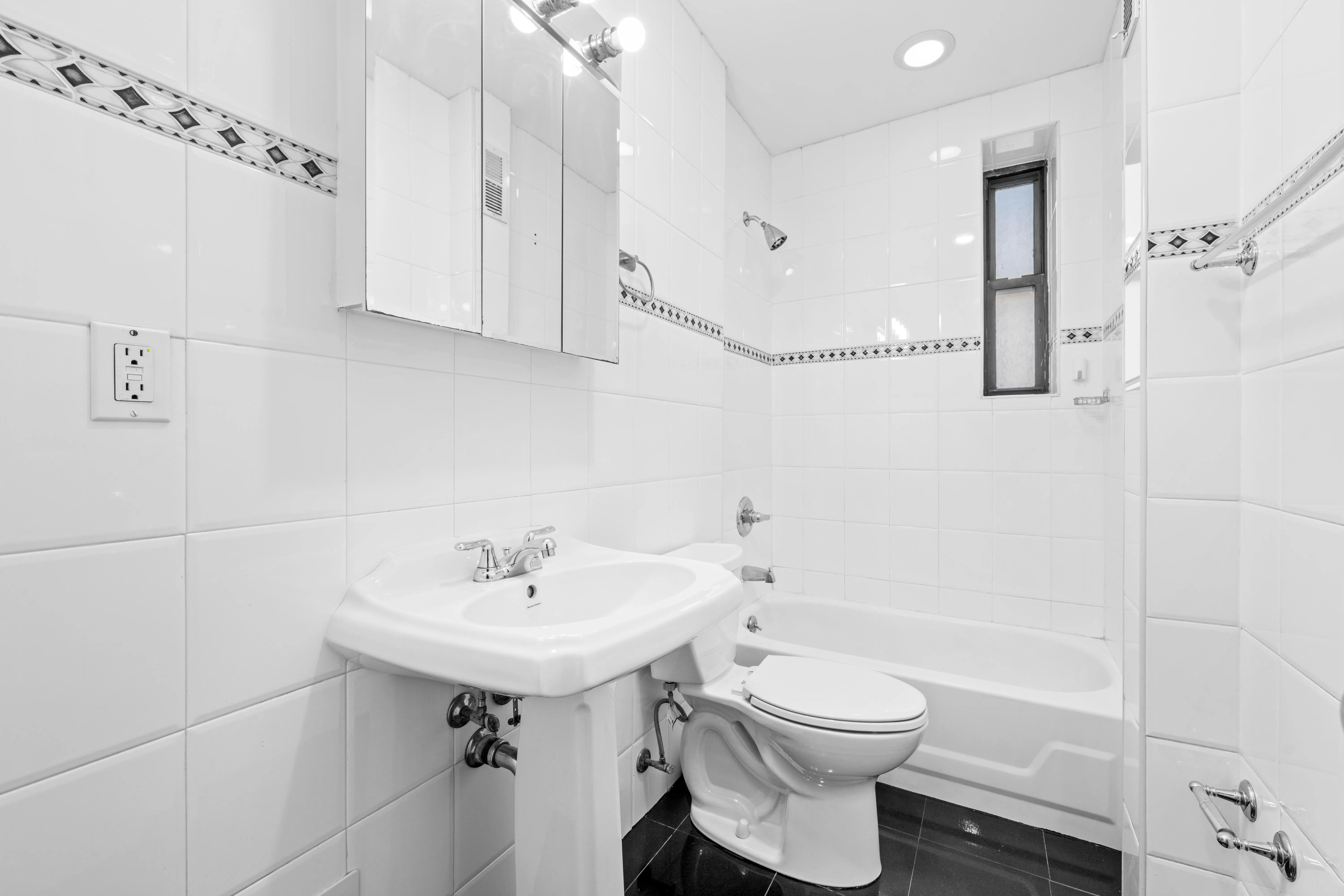 807 Riverside Drive #1B in Washington Heights, Manhattan | StreetEasy