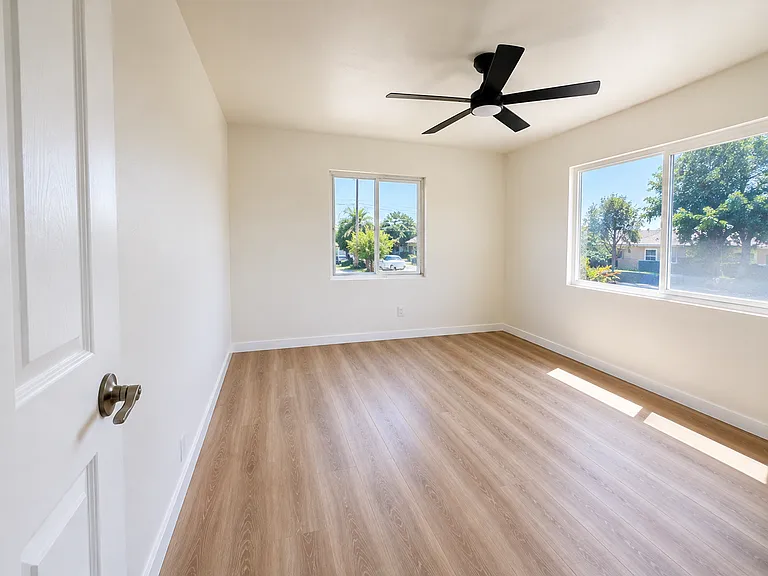 Downstairs Bedroom 3