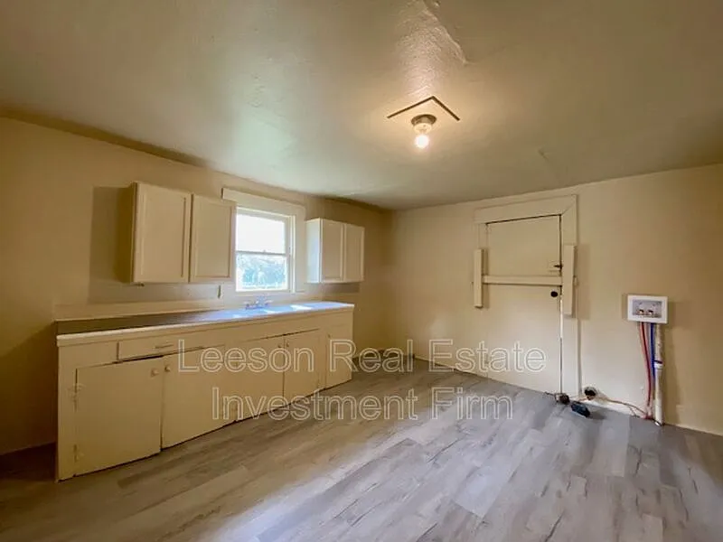 1 bed, 1.0 bath, 597 sqft, $700 — Photo 3