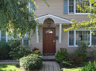 107 Lincoln Ave E, West Harrison, NY 10604