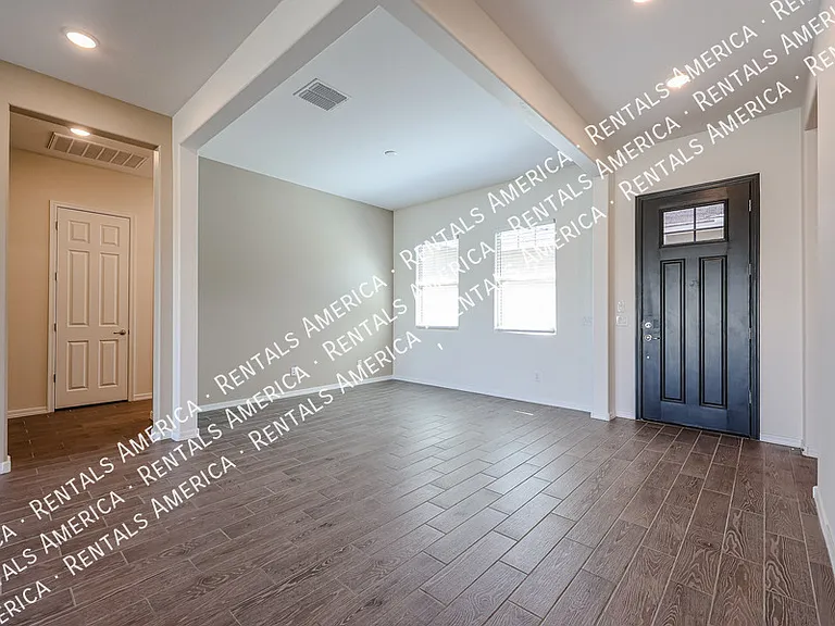 44716 N 44th Ave — Photo 23