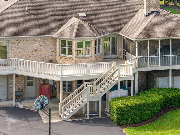5th image of 202 Mount Haven Dr