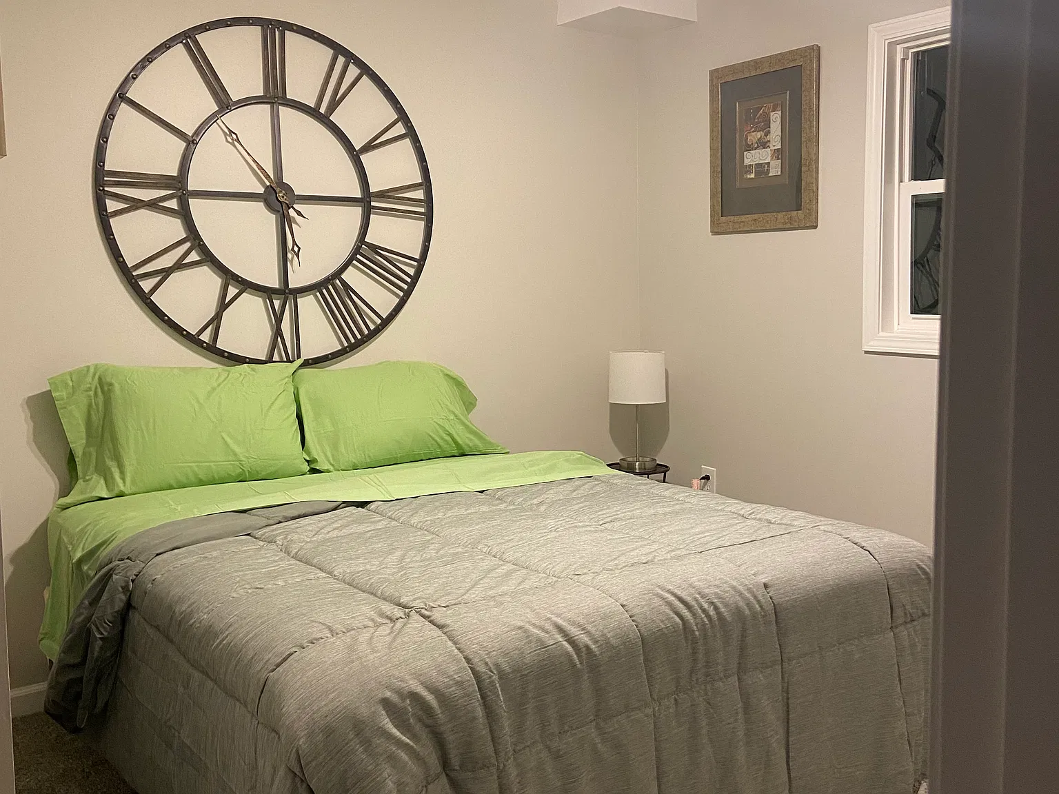 5 bed, 2850 sqft, $3,100 — Photo 4