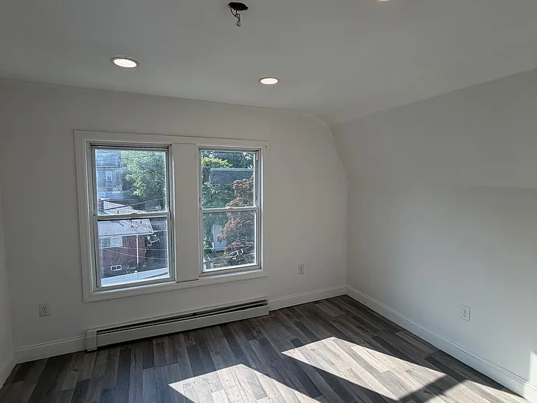 410 Chadwick Ave #B — Photo 4