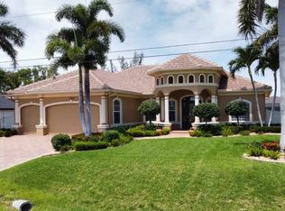 1126 SW 8th Pl, Cape Coral, FL 33991