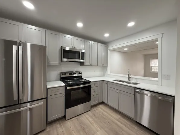 719 W College Ave, State College, PA 16801