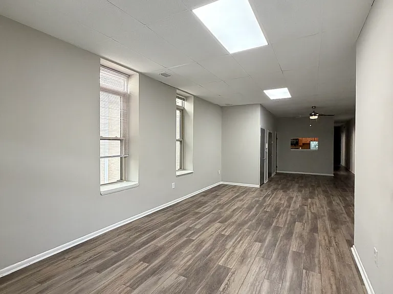 219 S 41st St #B — Photo 22