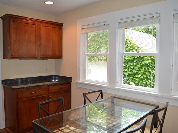 Lovely windows in eat-in kitchen
