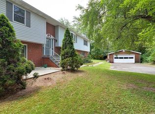 110 N Star Rd, Imperial, PA 15126