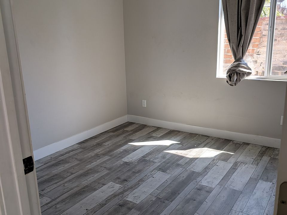 1st image of 1140 E Ridgewood St #A