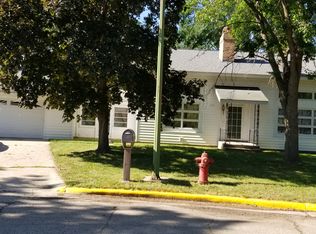 212 10th Street Cir, Prairie Du Sac, WI 53578