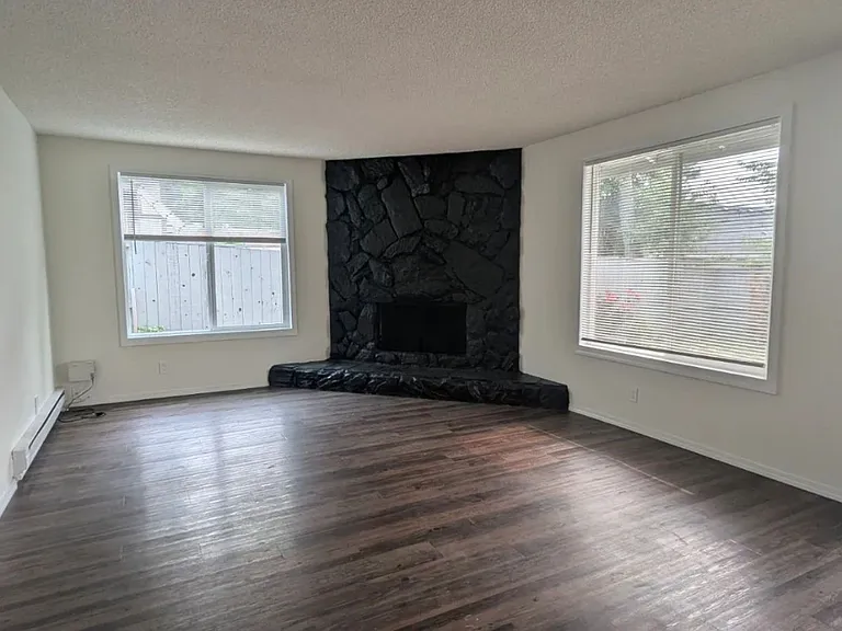 6687 SW 192nd Ave #A — Photo 4