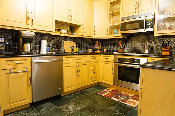 Rented by Prime City Listings LLC | media 31