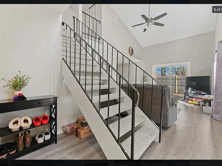 701 Alder Cir — Photo 3
