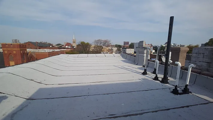 Rented by Evergreen Apartments BK | media 8