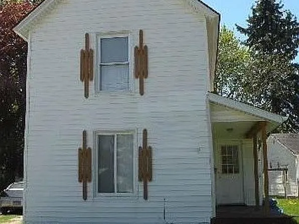 1206 Corunna Ave, Owosso, MI 48867