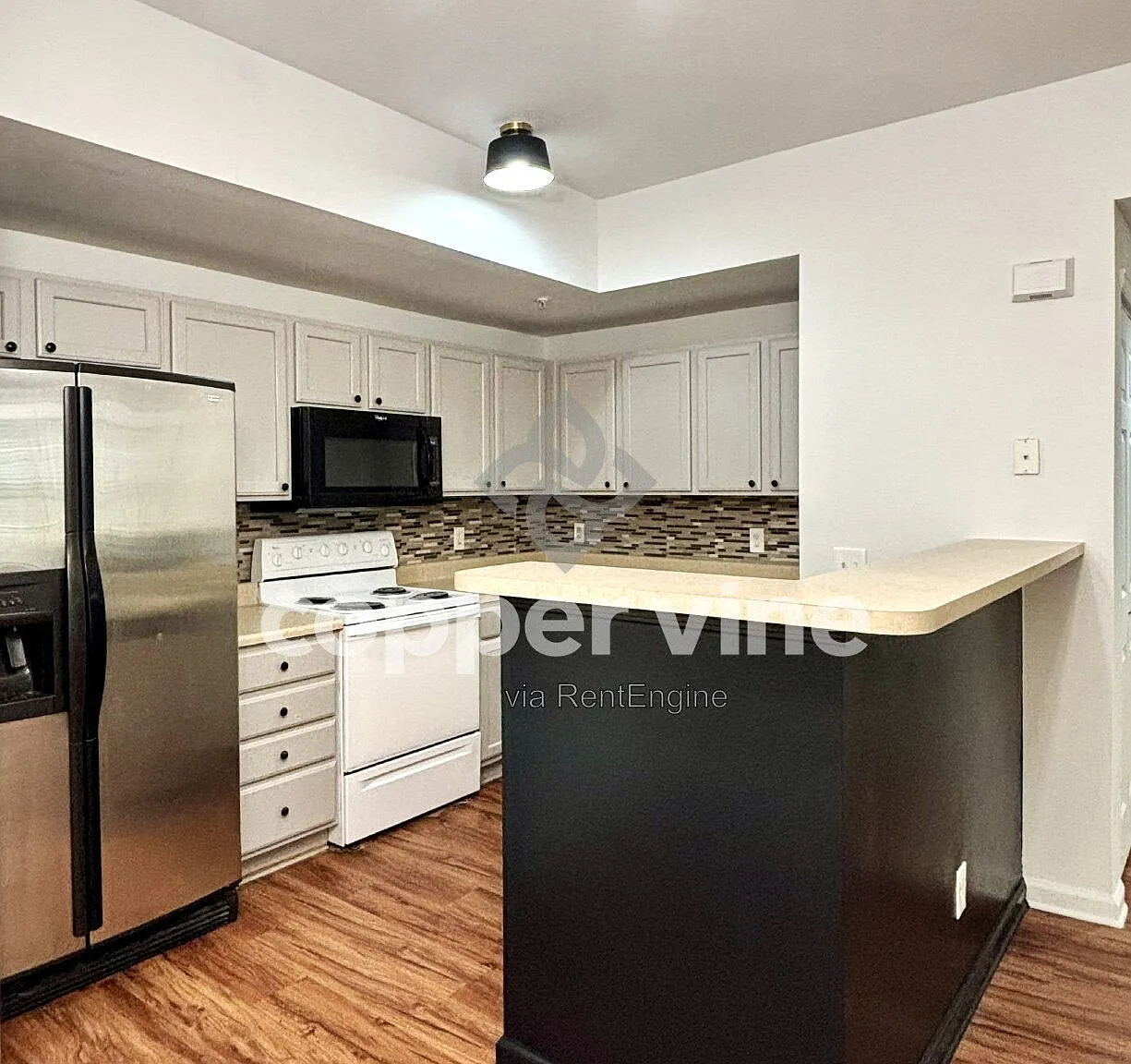 2 bed, 2.0 bath, 926 sqft, $1,680 — Photo 4