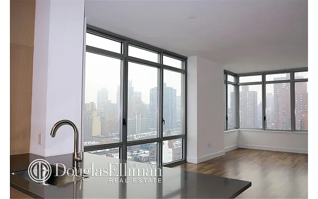 Rented by Douglas Elliman | media 23