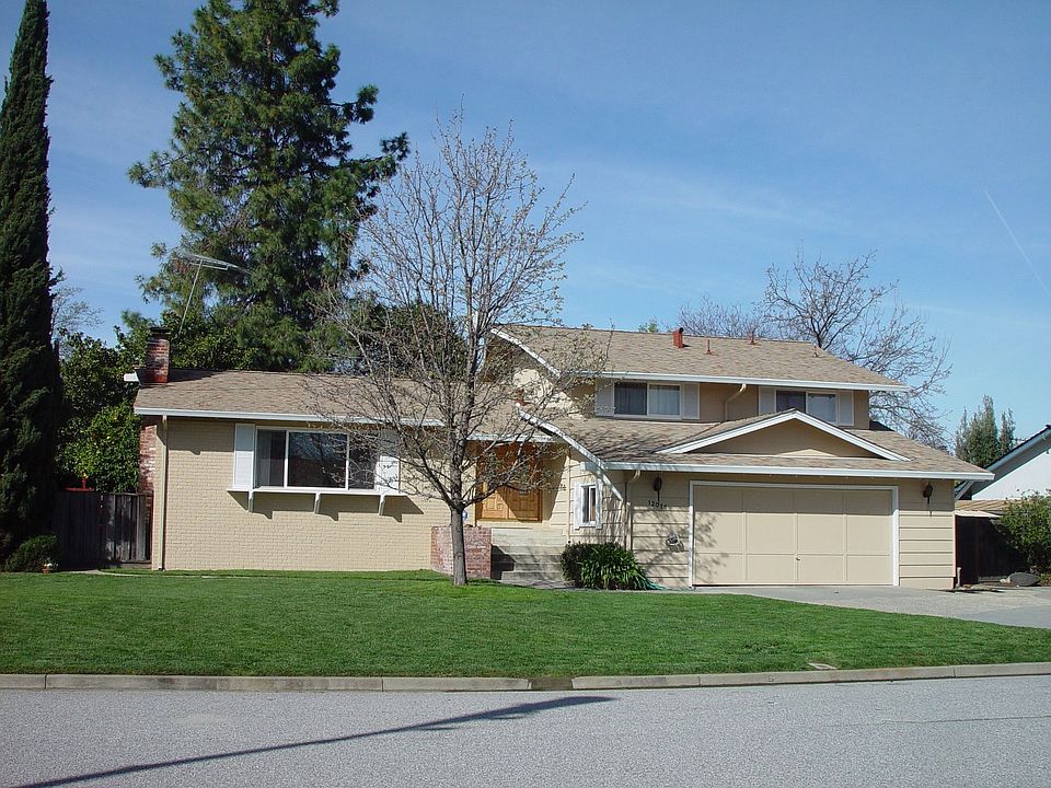 1st image of 12077 Carol Ln