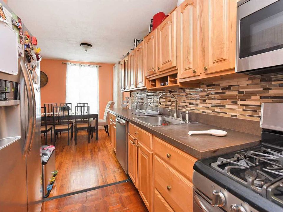 1st image of 10805 Astoria Blvd APT 6F