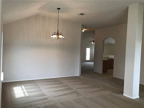4th image of 3600 Sandy Brook Dr