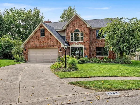 2382 Munger Pointe Dr, Dayton, OH 45459