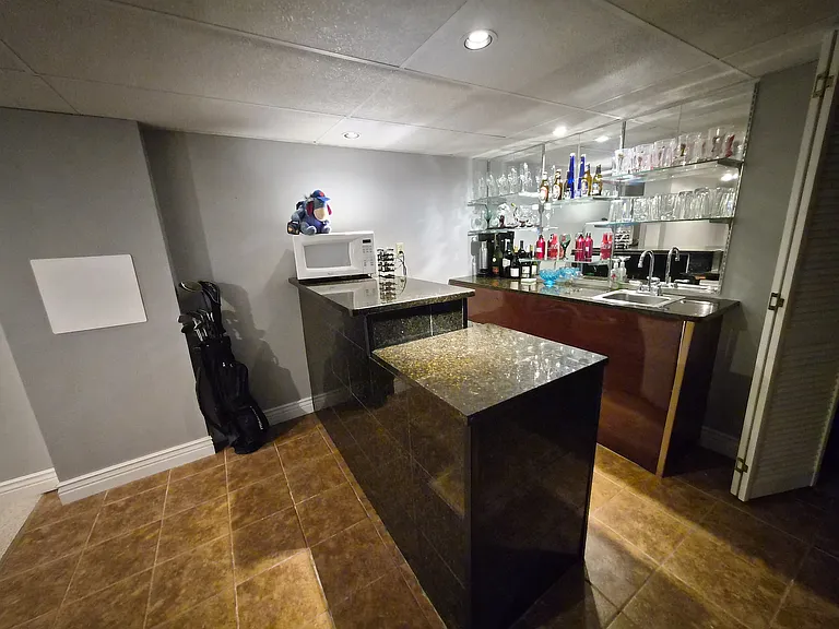 1809 Red Clover Dr — Photo 41
