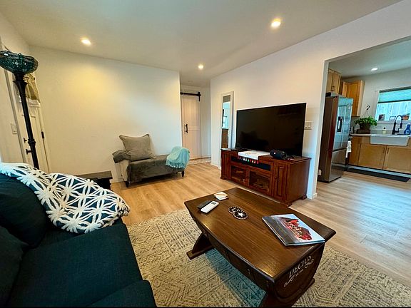 2nd image of 2162 Patton Ave #B