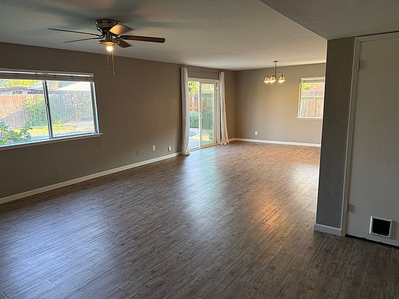 2nd image of 3875 E Rialto Ave