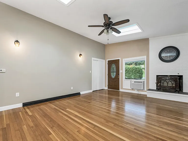 1 Mockingbird Hill Rd — Photo 8