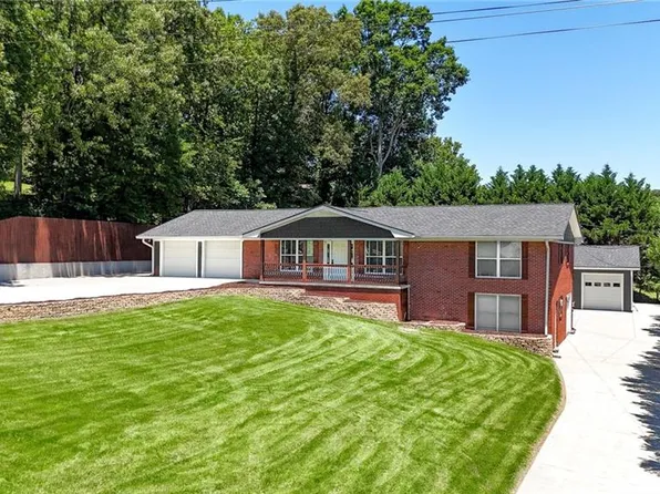 117 Stone Haven Dr, Calhoun, GA 30701