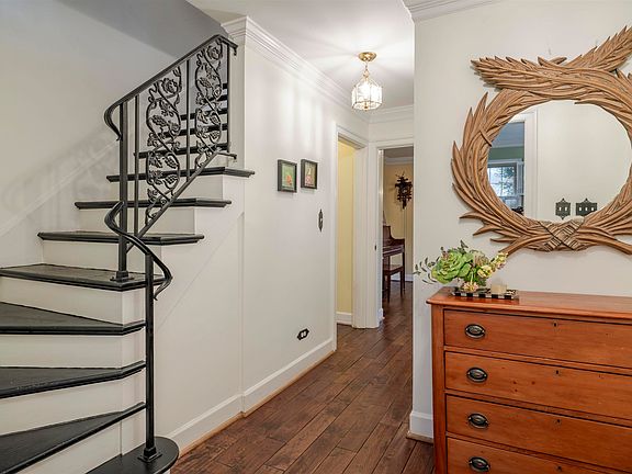 5th image of 21 Deer Path