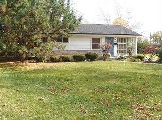 843 Keystone Ave, Northbrook, IL 60062