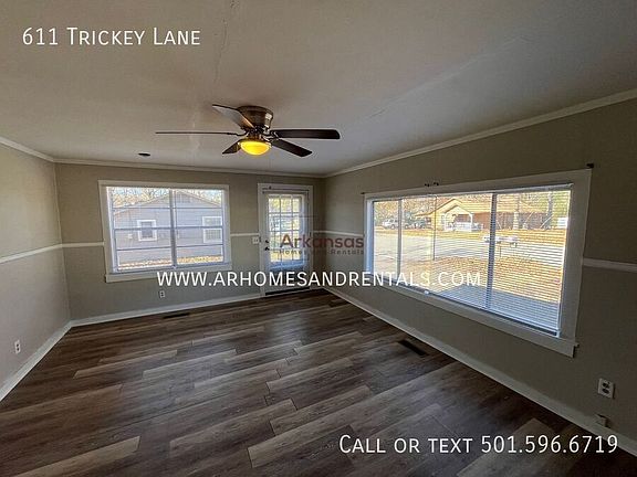 2nd image of 611 W Trickey Ln