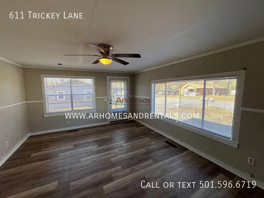 Building Photo - 611 Trickey Ln