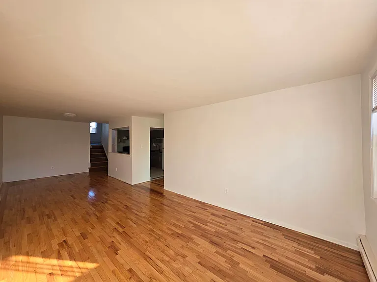 227 27th Ave #3 — Photo 11
