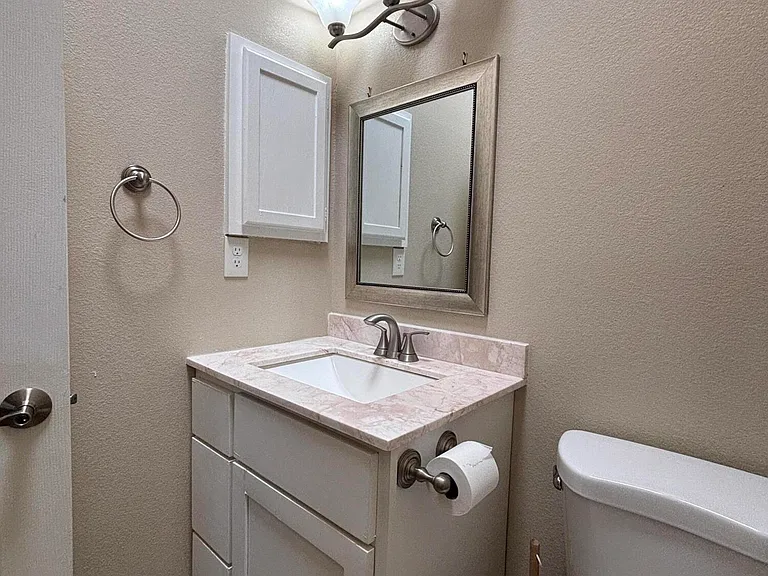 11837 Jim Ryan Ln — Photo 10