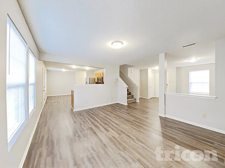 756 Hickory Pine Dr — Photo 2