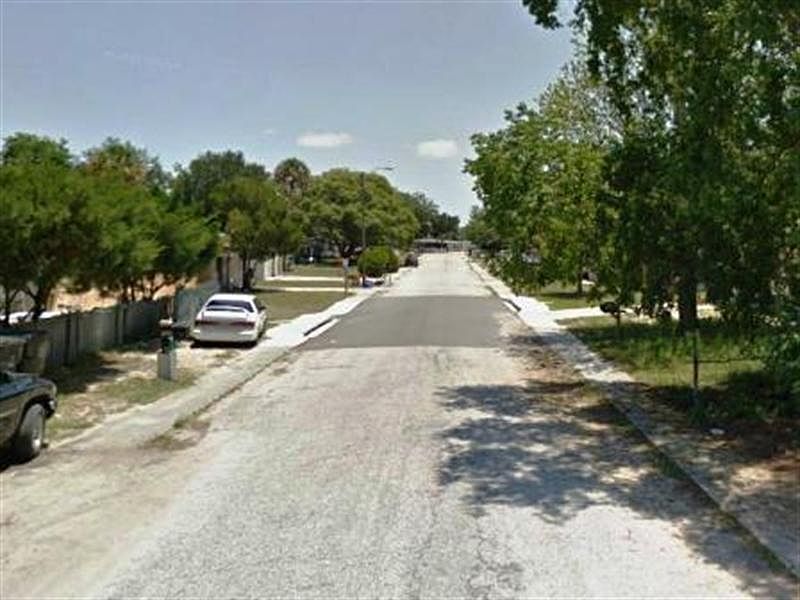 1st image of 2265 Anna Dr
