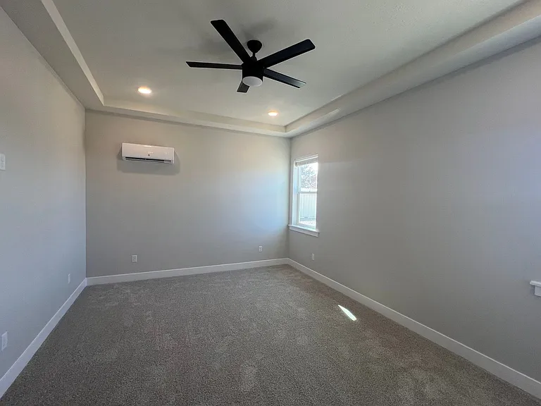 4910 W Wagon Wheel Dr — Photo 10