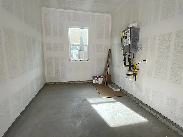 4138 Hydo Lake Way — Photo 12