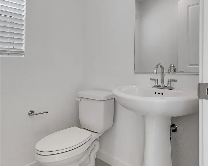 10728 Rhinehill Ave #0 — Photo 5