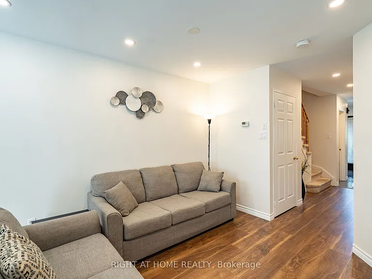 3974 Discovery Ct — Photo 15