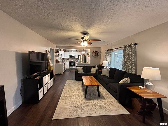 2nd image of 2001 W Calhoun Ave